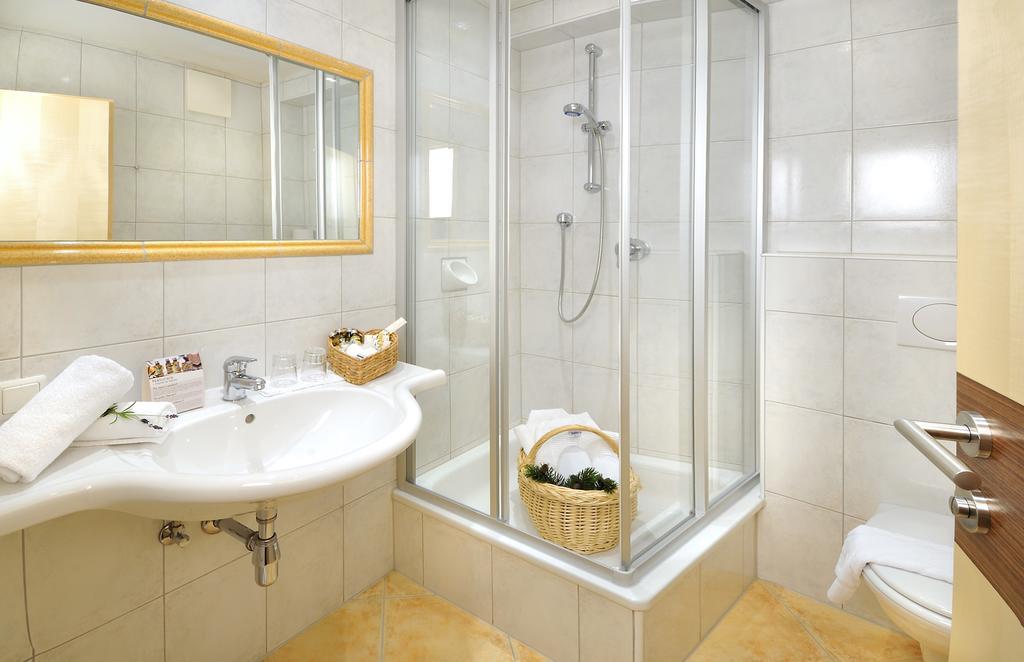 Hotel Das Barbara Obertauern Room photo